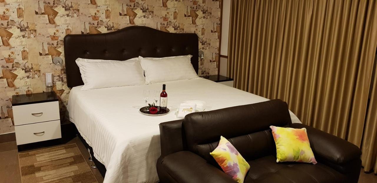 Hotel Costa Riviera Mala エクステリア 写真