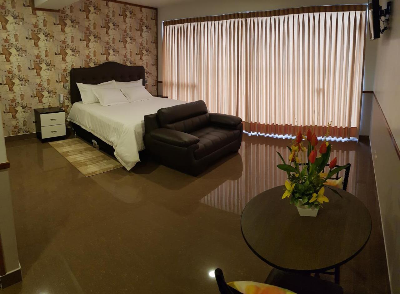 Hotel Costa Riviera Mala エクステリア 写真