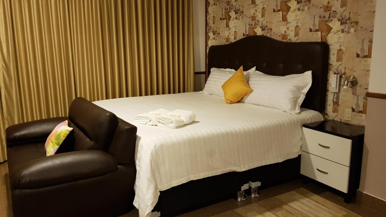 Hotel Costa Riviera Mala エクステリア 写真