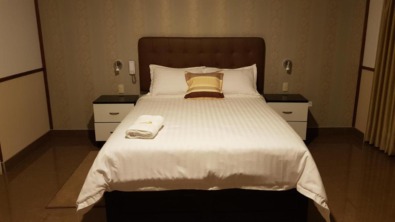 Hotel Costa Riviera Mala エクステリア 写真