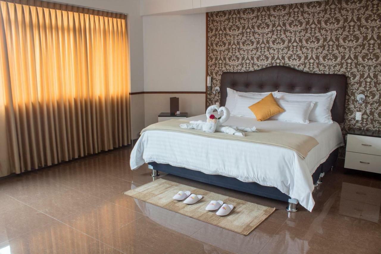 Hotel Costa Riviera Mala エクステリア 写真